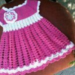 Vestido a crochet para niña